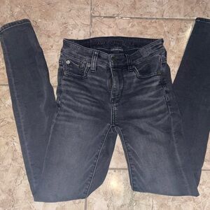 black american eagle jeans! great condition! tripe 000 size! couldn’t find size!